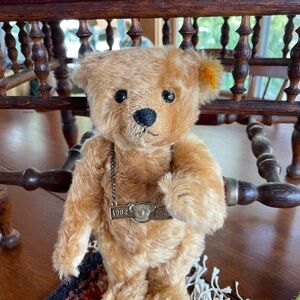 German Steiff Teddy Bear #666612 Danbury Mint
